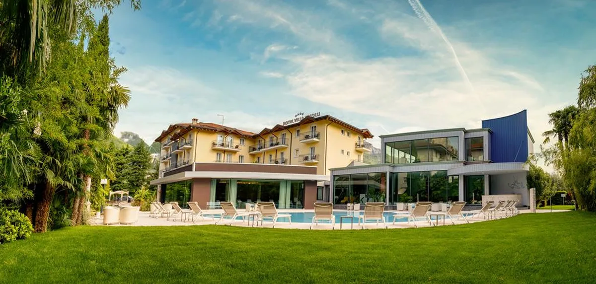 Hotel Riva del Garda Albergo Villa Nicolli — hoofdfoto