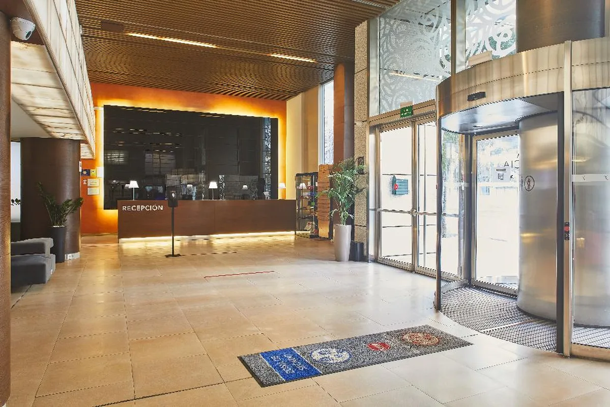 Hotel Silken Puerta Valencia — hoofdfoto