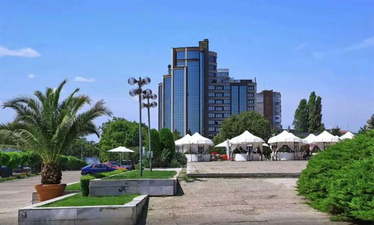 Rosslyn Dimiyat Hotel Varna — hoofdfoto