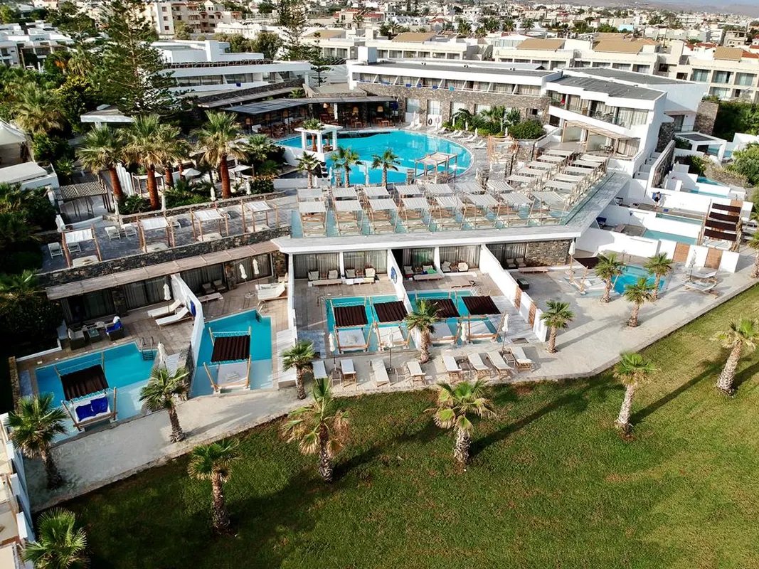 The Island — hoofdfoto