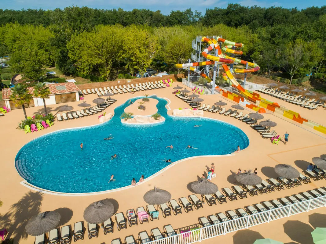 Camping Château de Fonrives — hoofdfoto