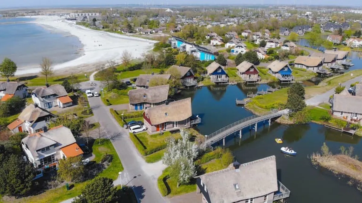 Beach Resort Makkum — hoofdfoto