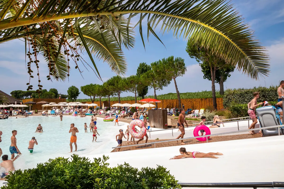 Camping hu Park Albatros Village — hoofdfoto