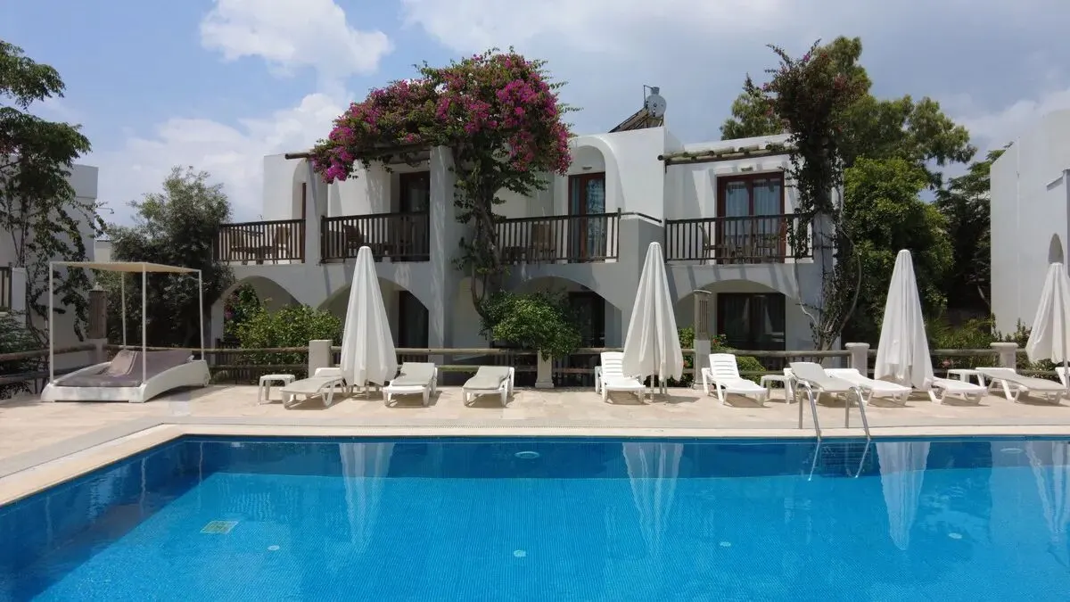 Gumbet Cove Hotel — hoofdfoto