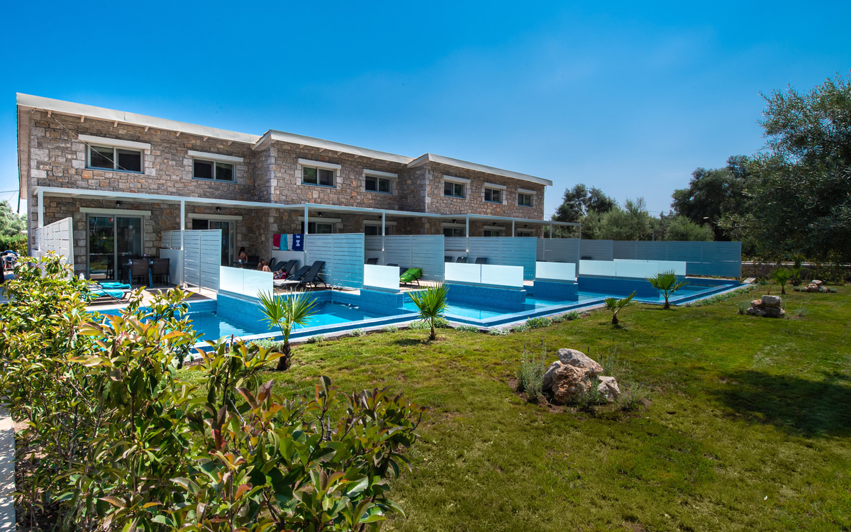 Kastro Maistro Suites met privézwembad — hoofdfoto