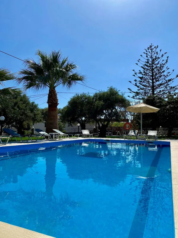 Manolis Apartments, hoofdfoto