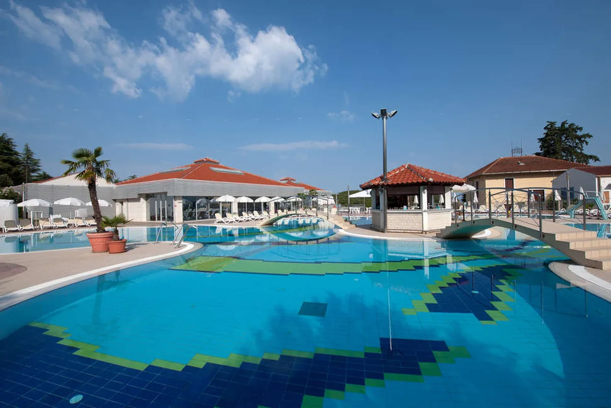 Hotel Pineta — hoofdfoto