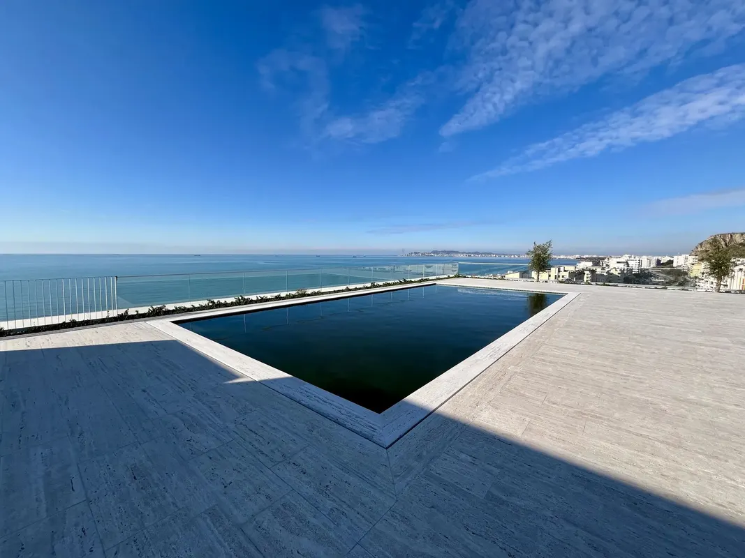 Durres Bay Hotel — hoofdfoto
