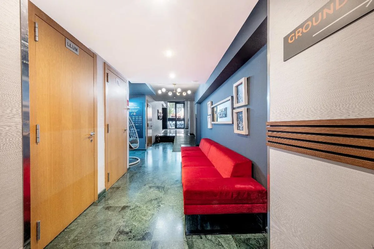 AinB Sagrada Familia Apartments — hoofdfoto