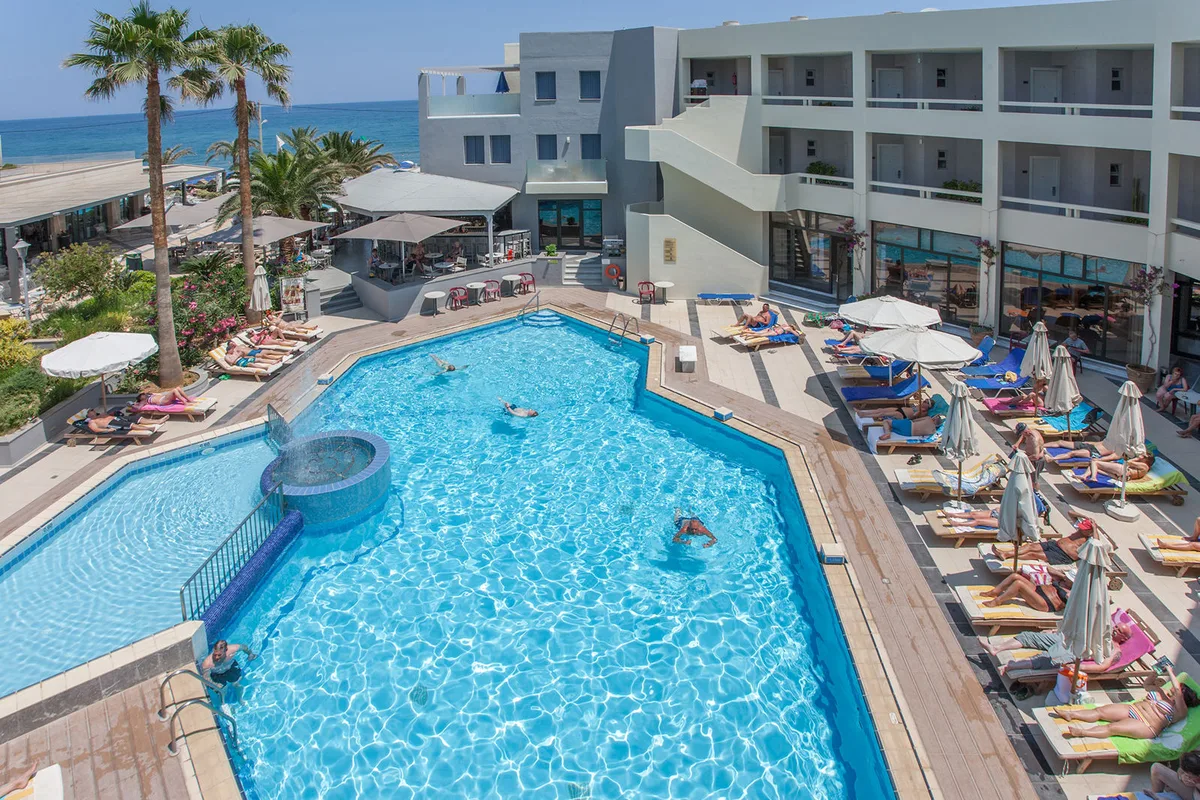 Pearl Beach Hotel — hoofdfoto