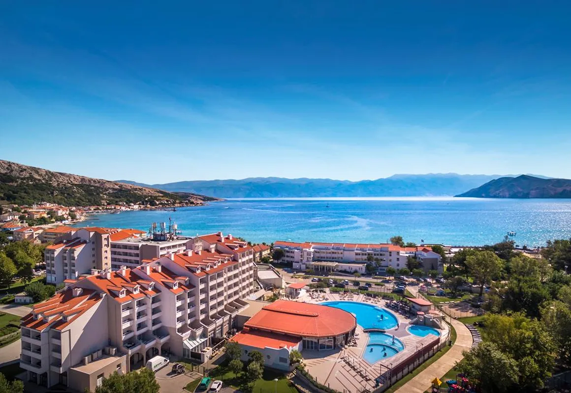 Sunny Baška Hotel by Valamar, ex. Corinthia — hoofdfoto