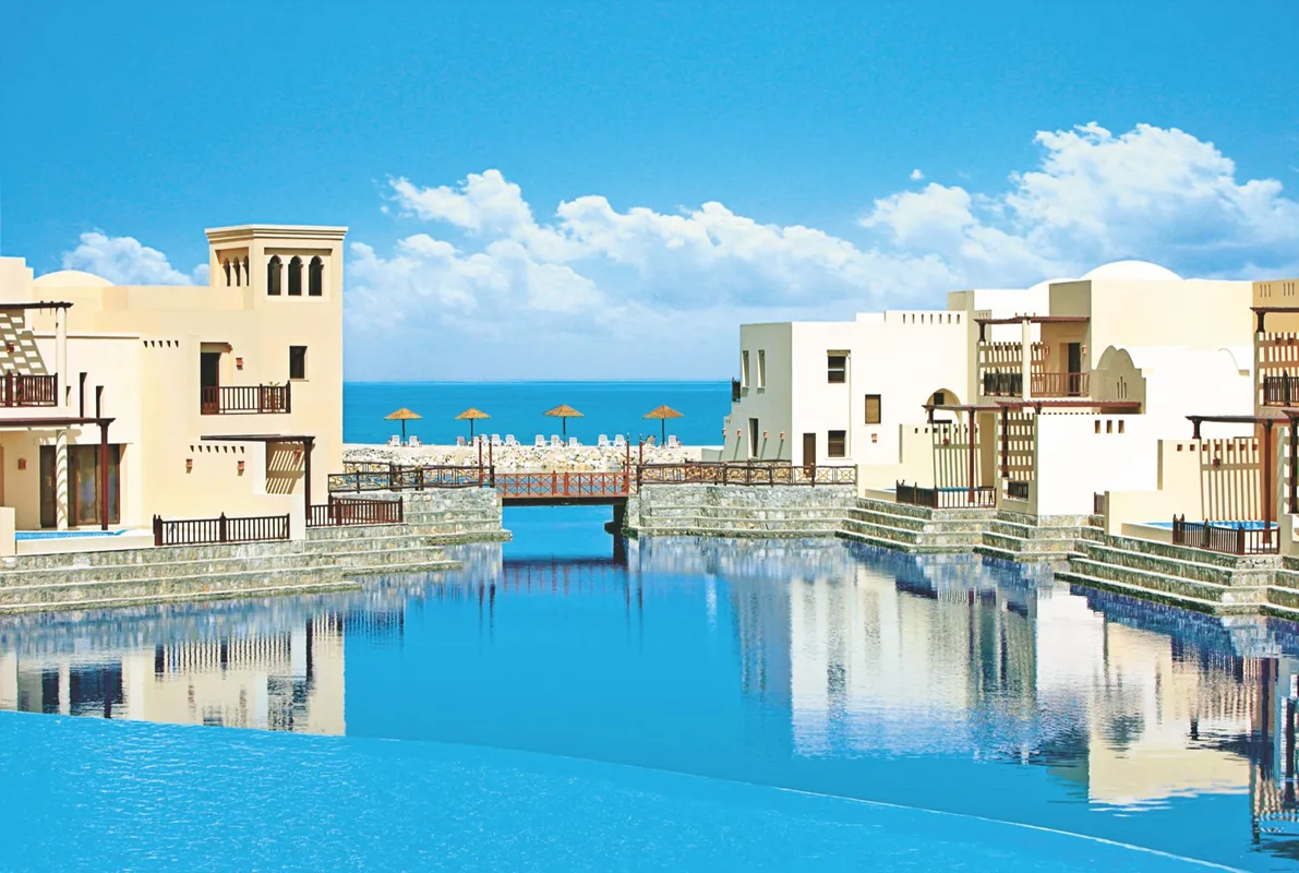 The Cove Rotana Resort Ras Al Khaimah — hoofdfoto