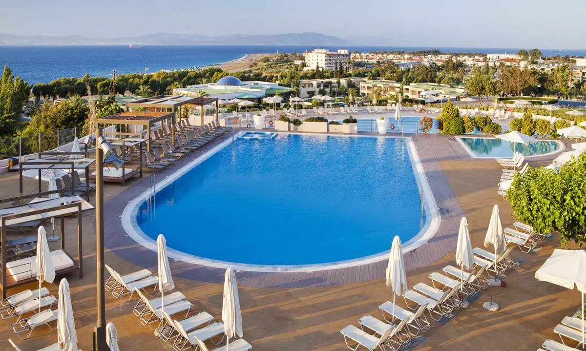 Hotel Kipriotis Panorama & Suites — hoofdfoto