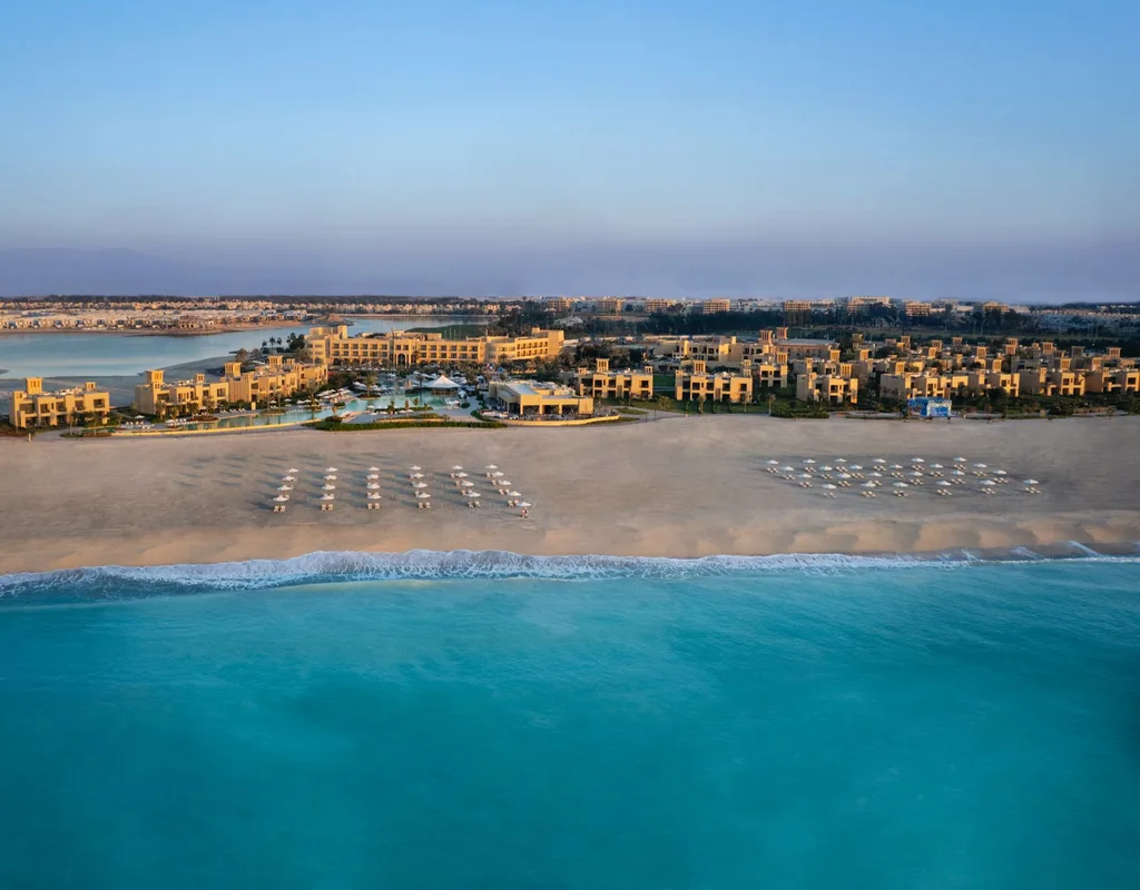 Sofitel Al Hamra Beach Resort — hoofdfoto