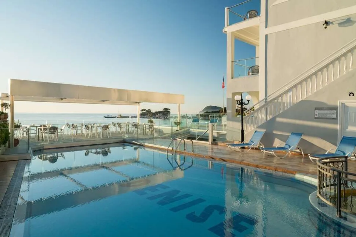 Hotel Denise Beach — hoofdfoto