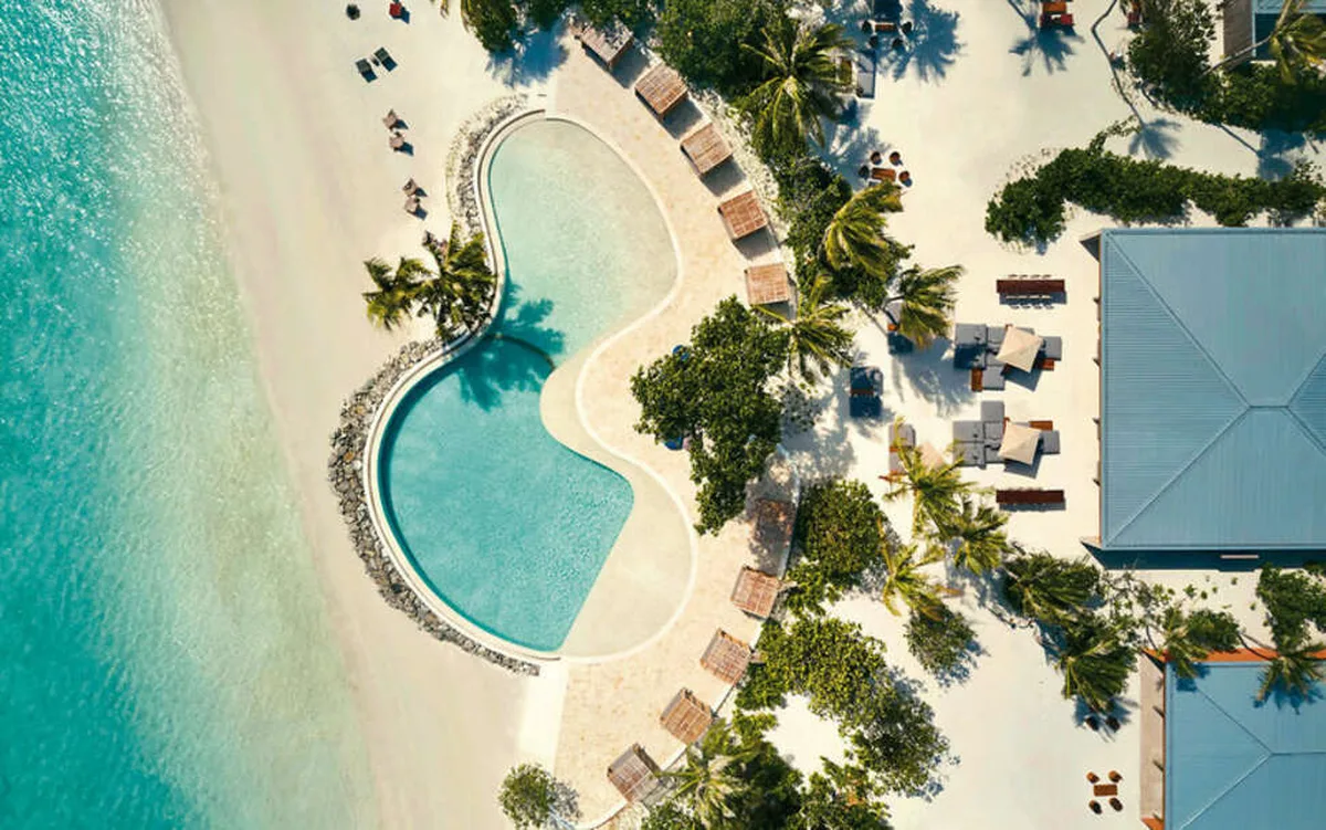 Patina Maldives Fari Islands — hoofdfoto