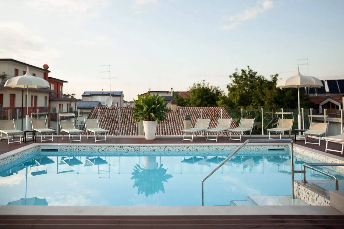 Hotel Tropical — hoofdfoto