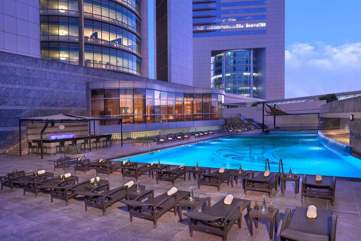 Jumeirah Emirates Towers — hoofdfoto