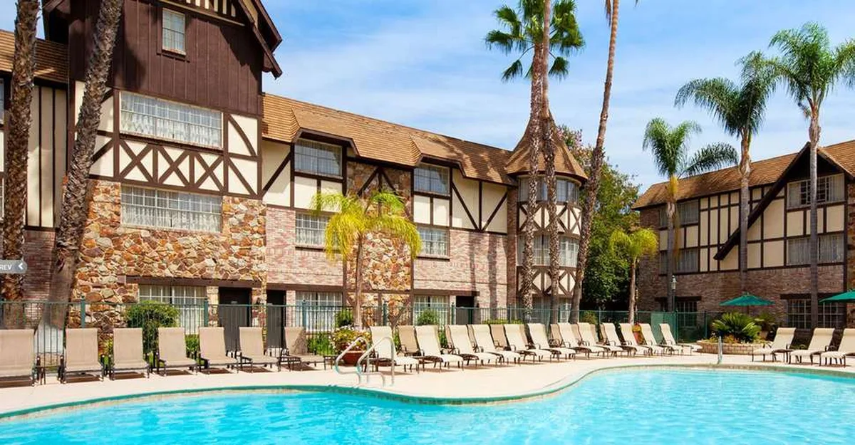 Anaheim Majestic Garden — hoofdfoto