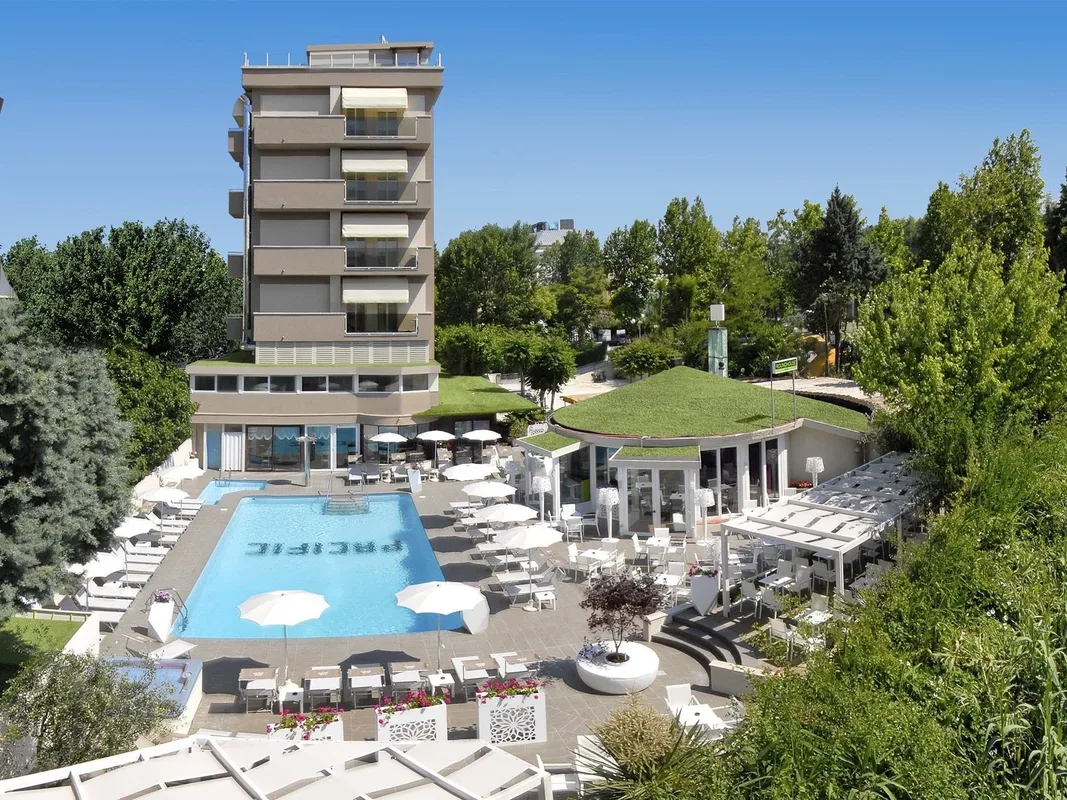 Hotel Pacific, hoofdfoto