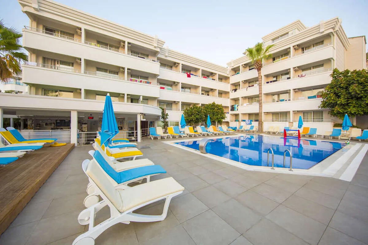 Banu Hotel Luxury — hoofdfoto