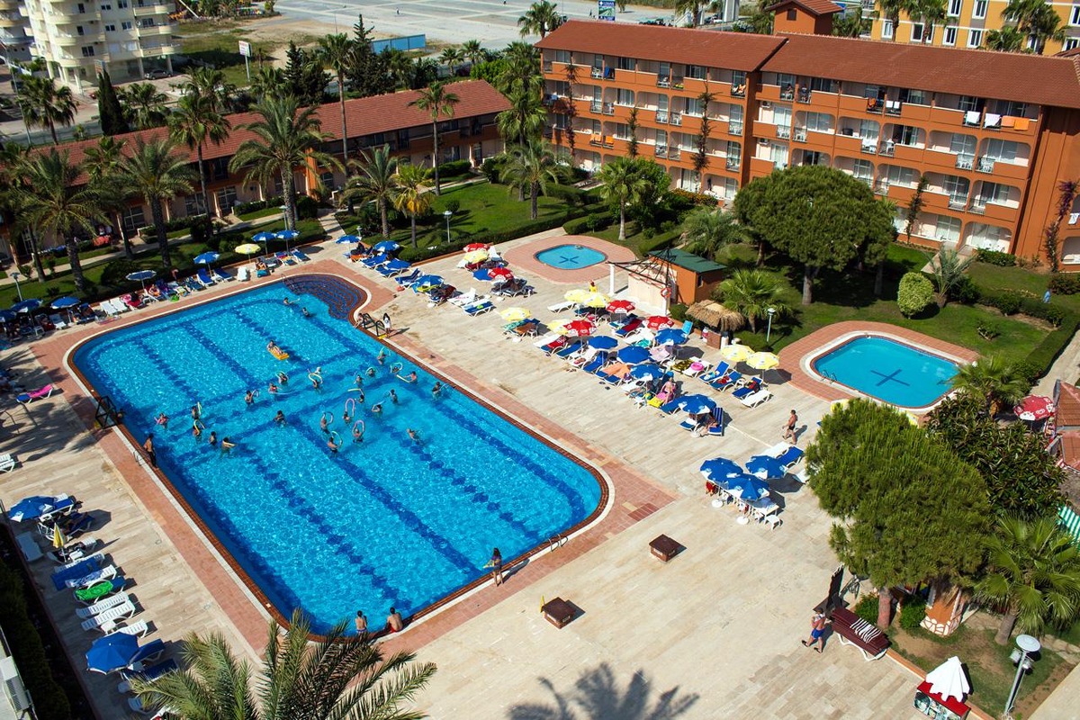 Hotel Club Turtas — hoofdfoto