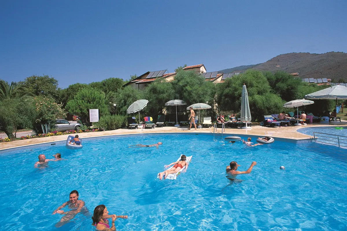 Dogan Paradise Beach — hoofdfoto