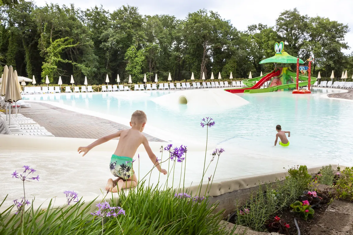 Hu I Pini Village — hoofdfoto