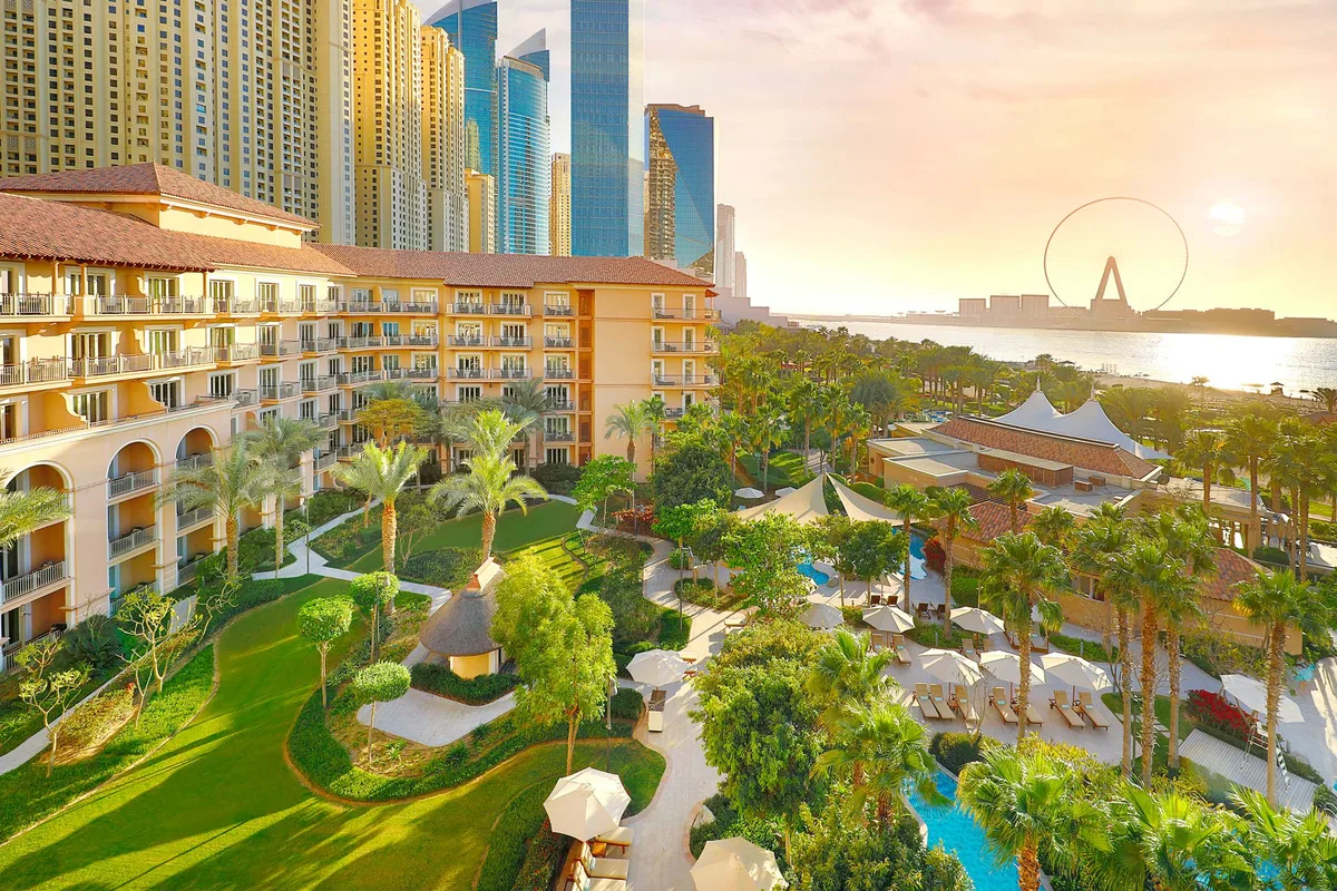The Ritz-Carlton Dubai — hoofdfoto