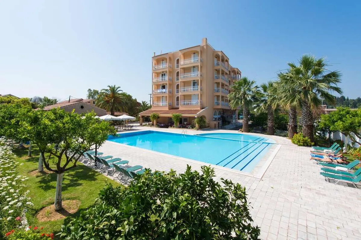 Sunset Hotel Corfu — hoofdfoto