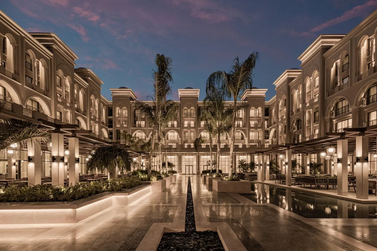Giza Palace — hoofdfoto