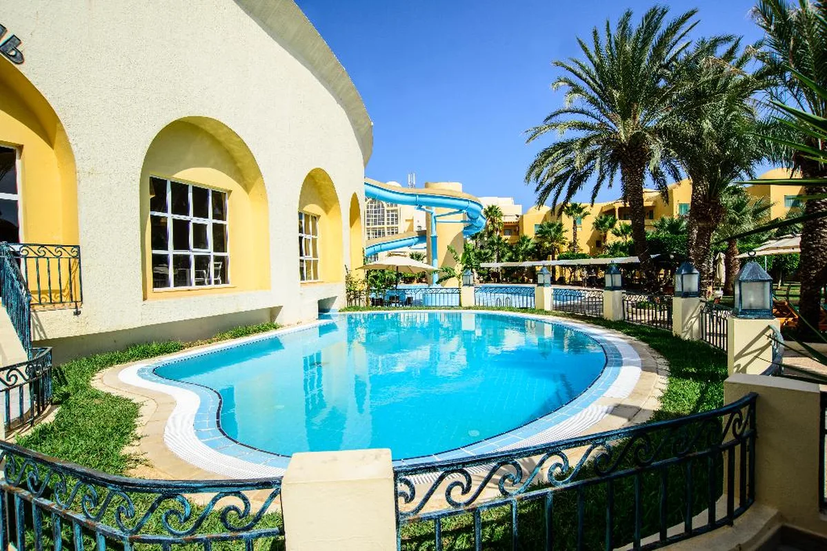 Suites Hotel Les Charmilles & Spa — hoofdfoto