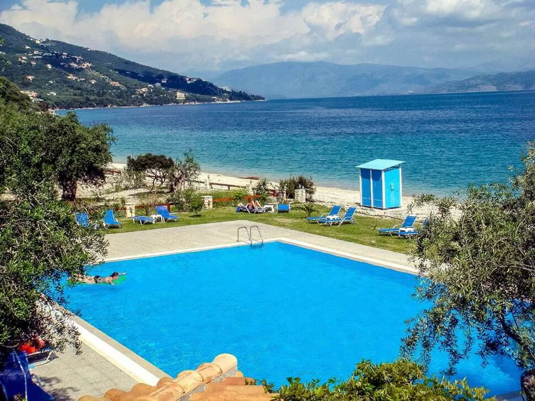 Barbati Bay Appartementen — hoofdfoto