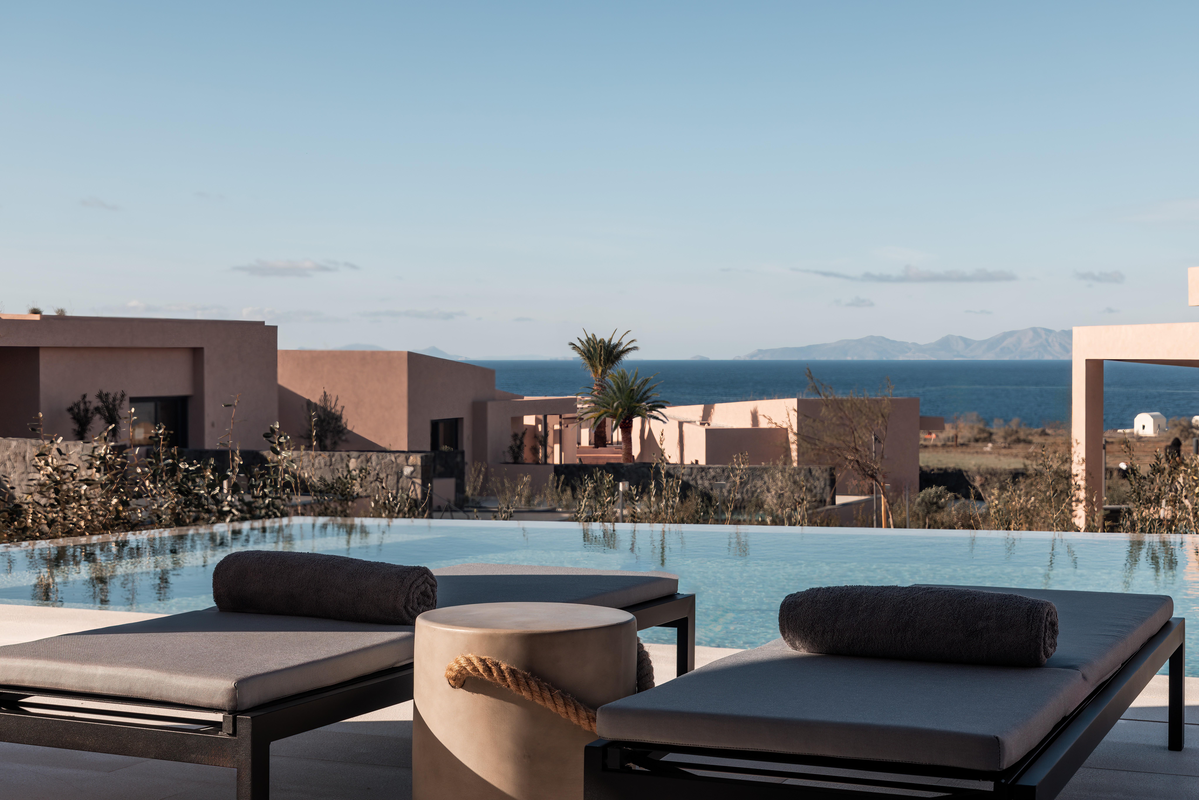 Domes Novos Santorini Autograph Collection — hoofdfoto