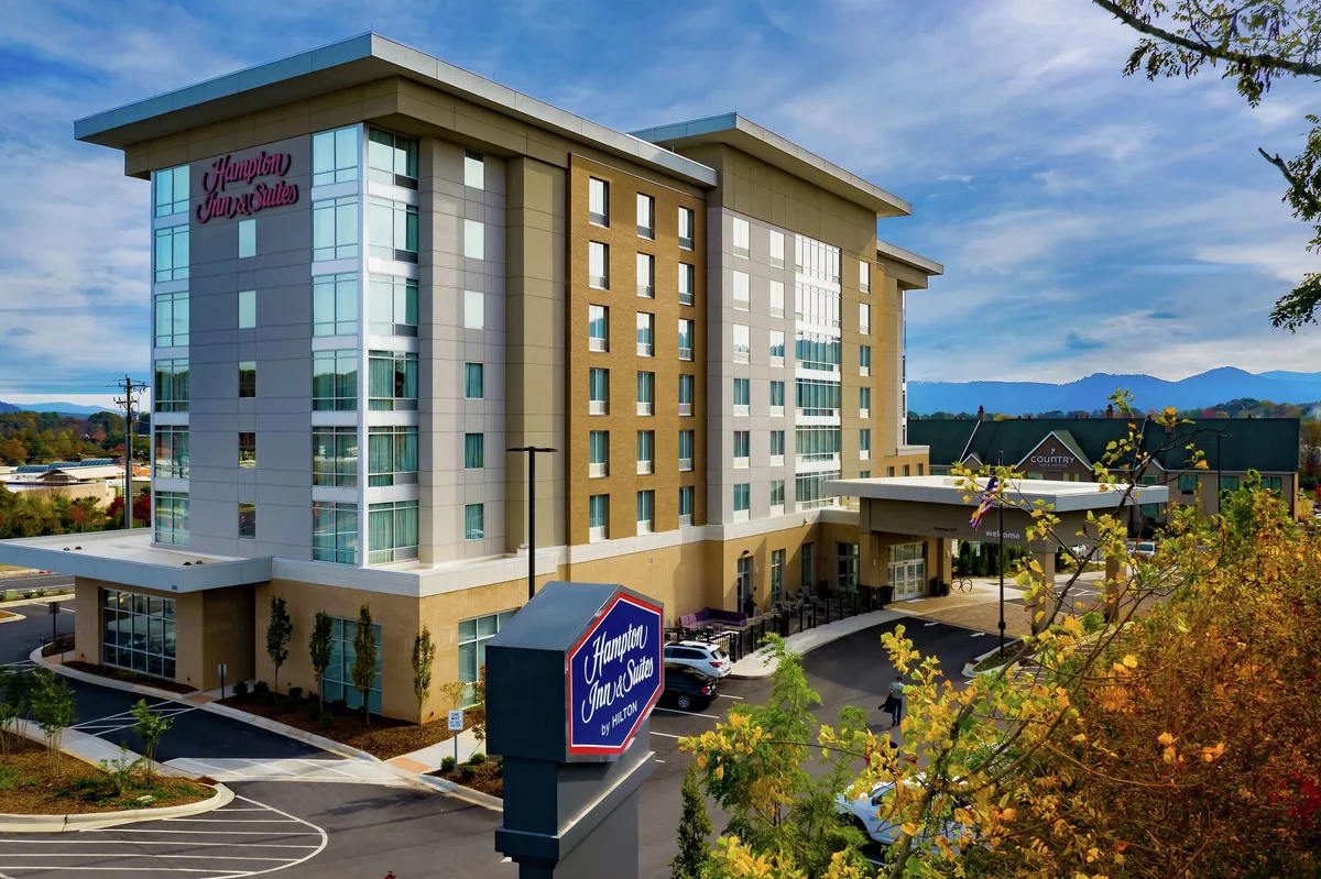 Hampton Inn & Suites Asheville Biltmore Area — hoofdfoto