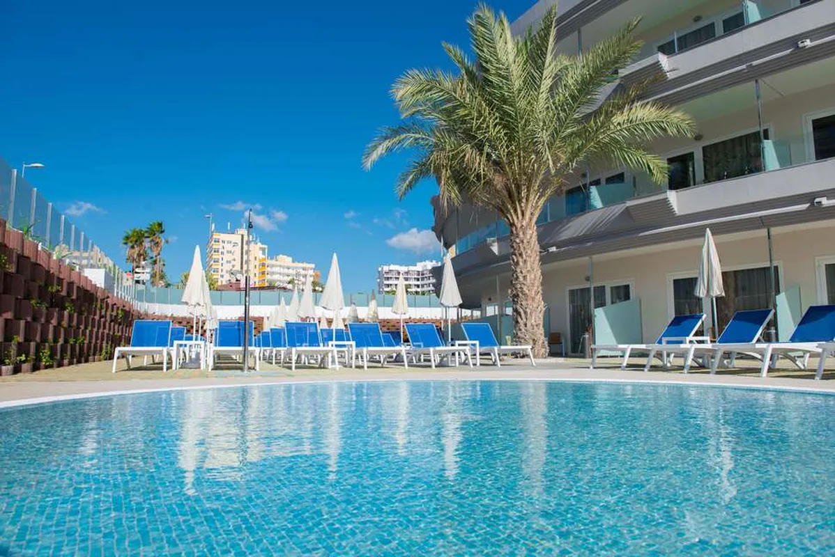 HL Suite Nardos Hotel — hoofdfoto