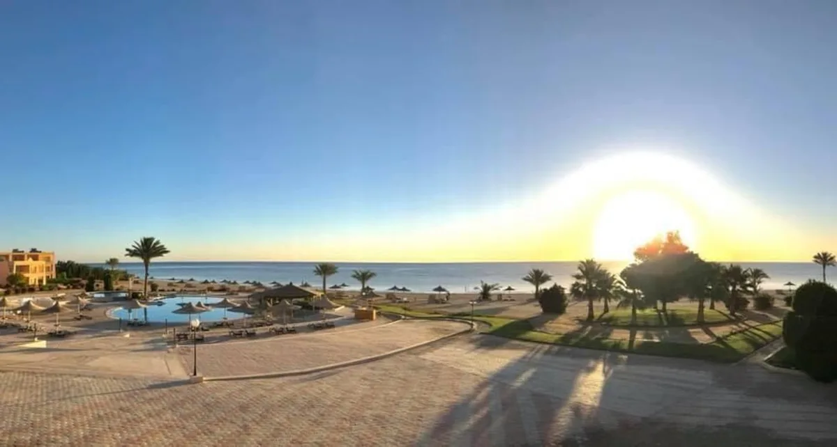 Shoni Bay — hoofdfoto