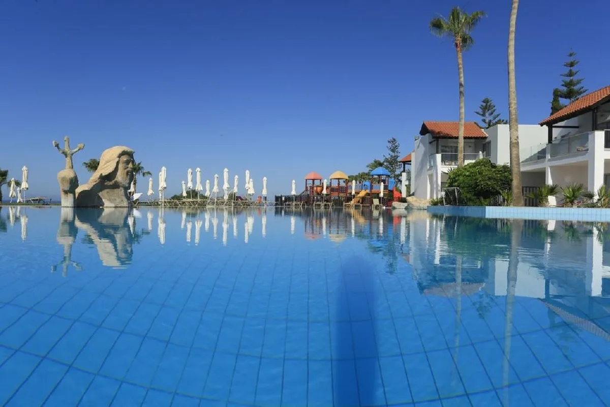 Kapetanios Aqua Resort — hoofdfoto