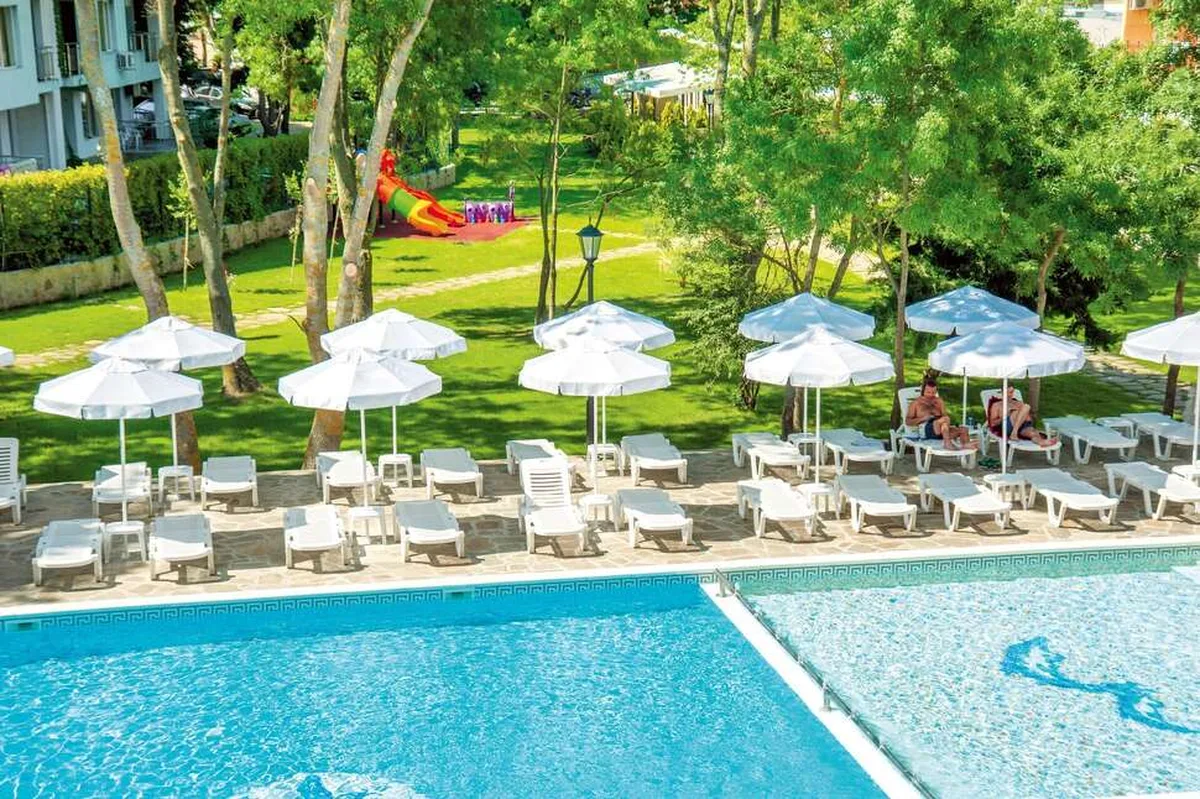 Hotel Riva Park — hoofdfoto