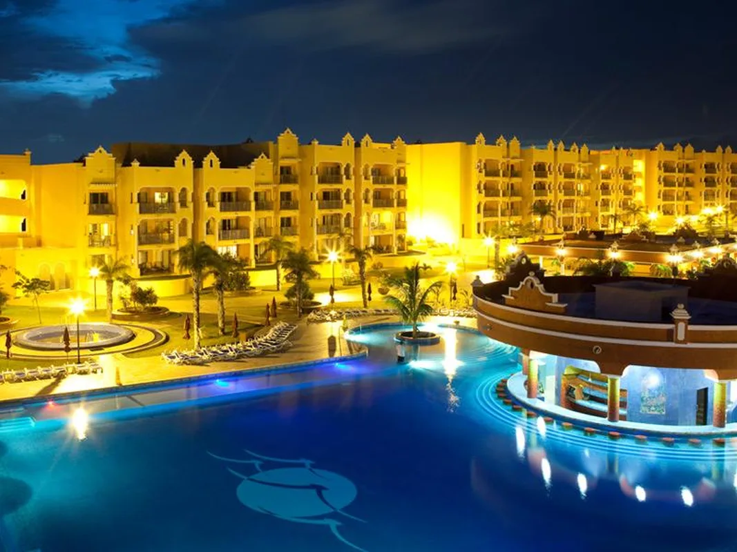 The Royal Haciendas All Suites Resort & Spa — hoofdfoto