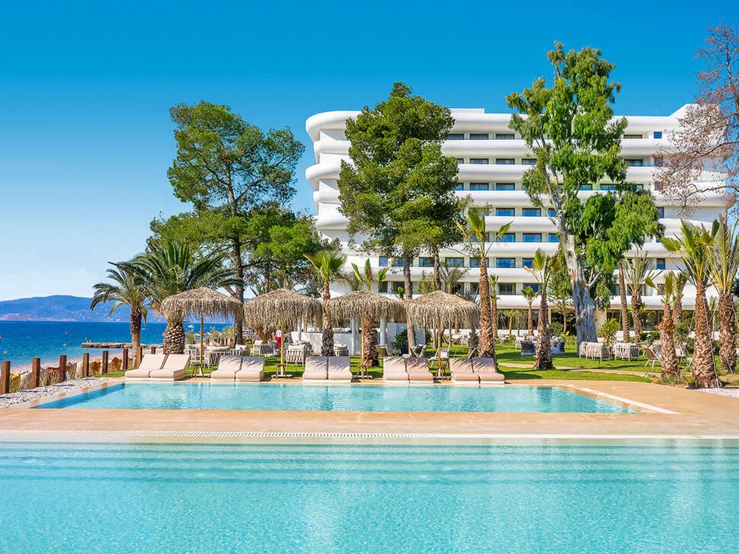 Isla Brown Corinthia, hoofdfoto