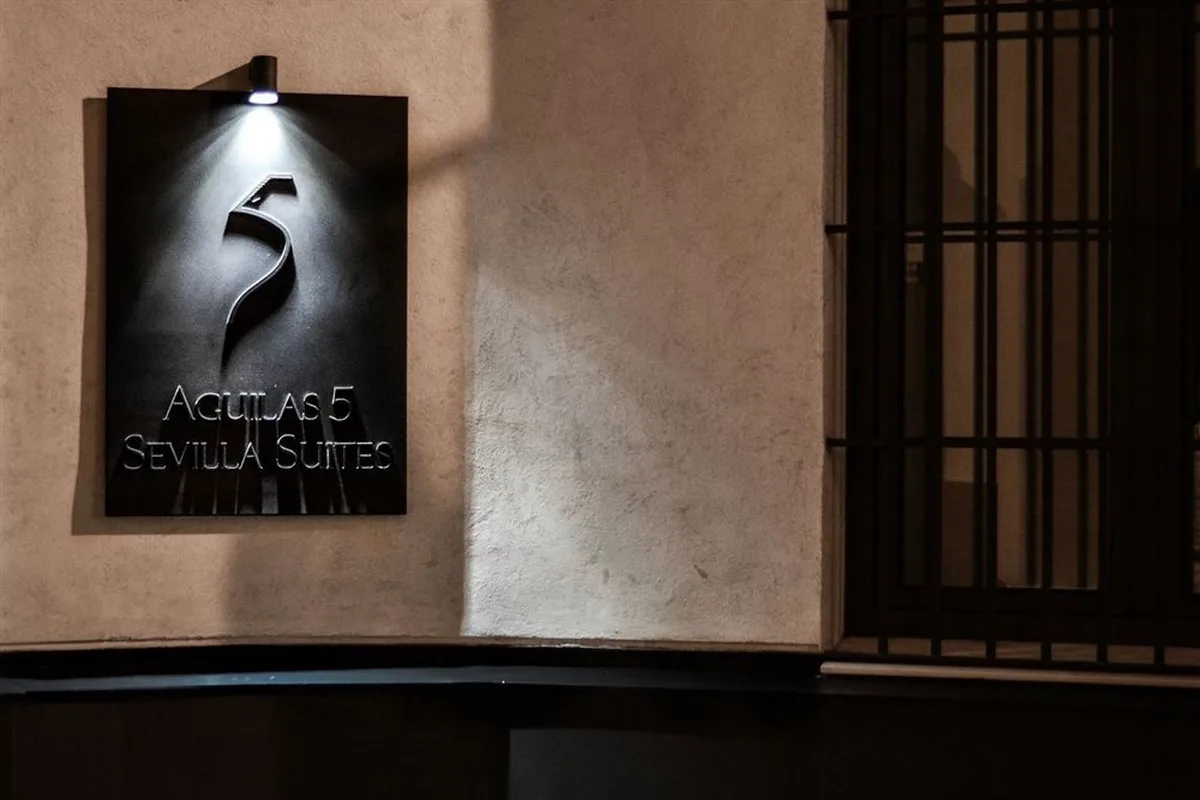 Aguilas5 SevillaSuites — hoofdfoto