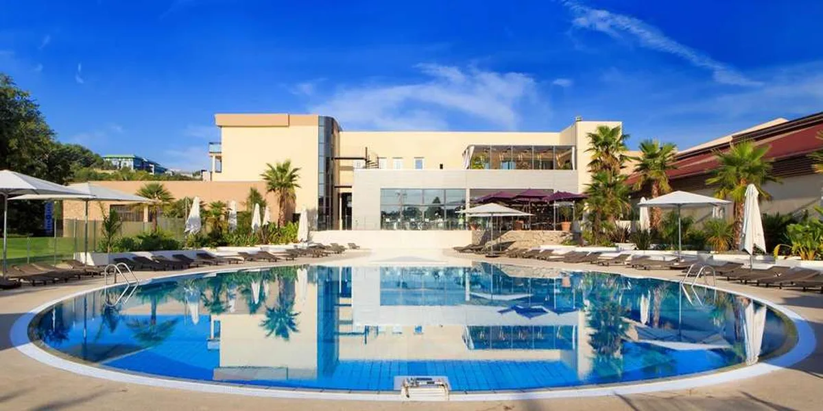 Mouratoglou Hotel & Resort — hoofdfoto