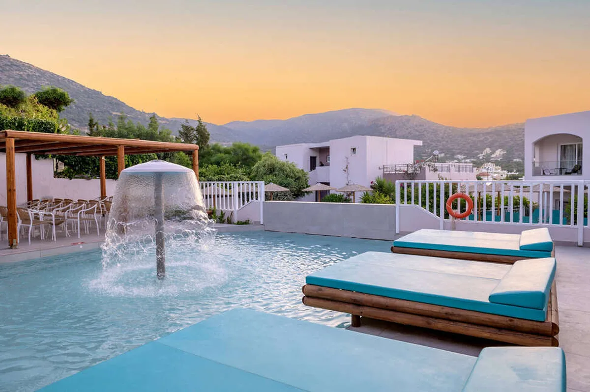 Katrin Hotel & Bungalows — hoofdfoto