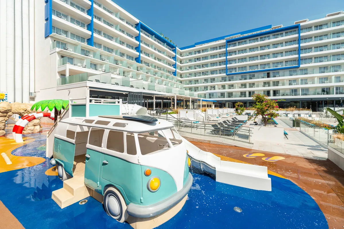 Hotel L'Azure — hoofdfoto