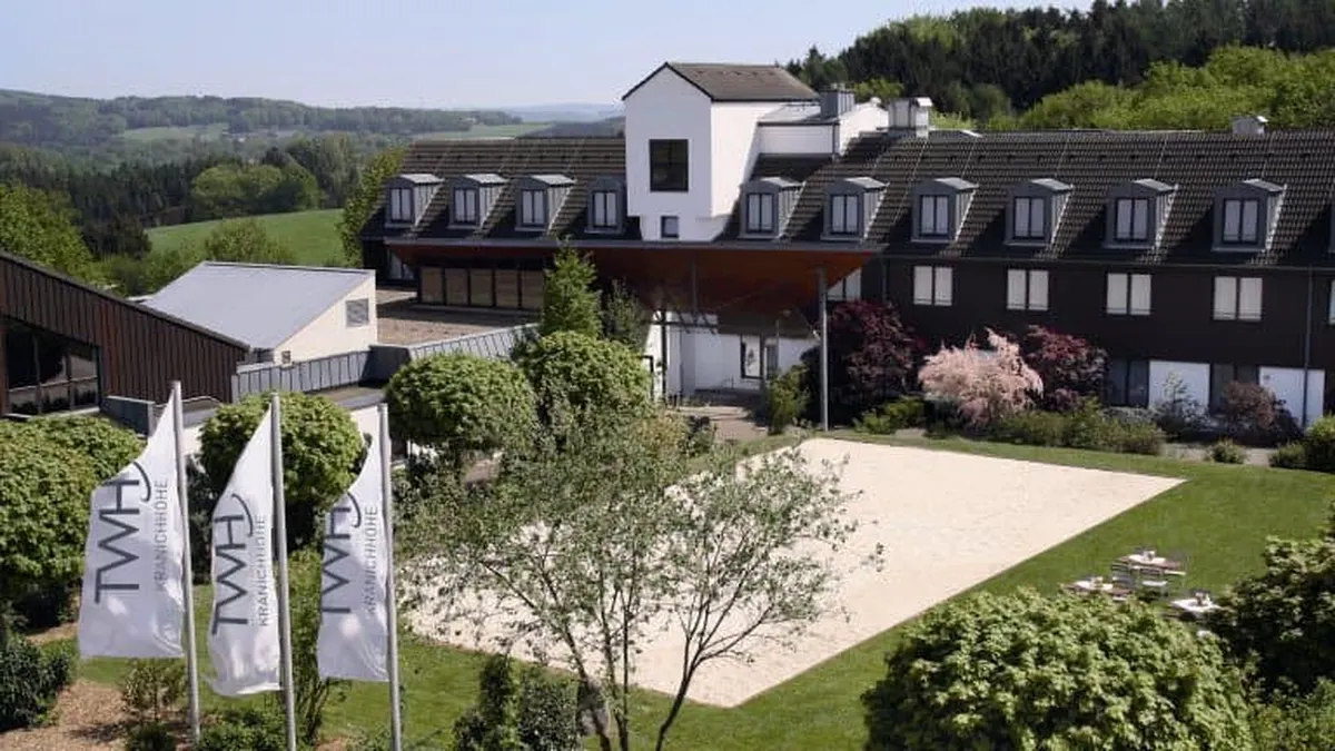 Trans World Hotels Kranichhöhe — hoofdfoto