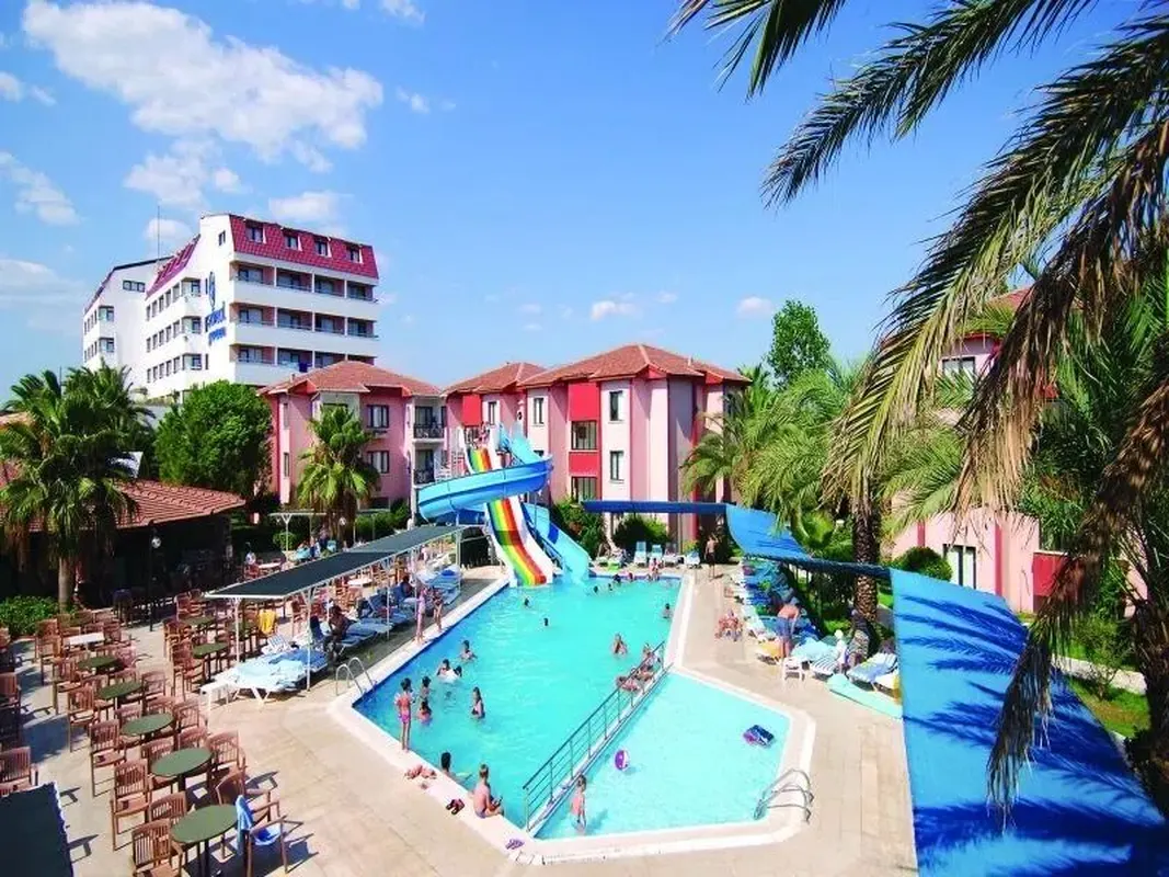 Sural Garden Hotel — hoofdfoto