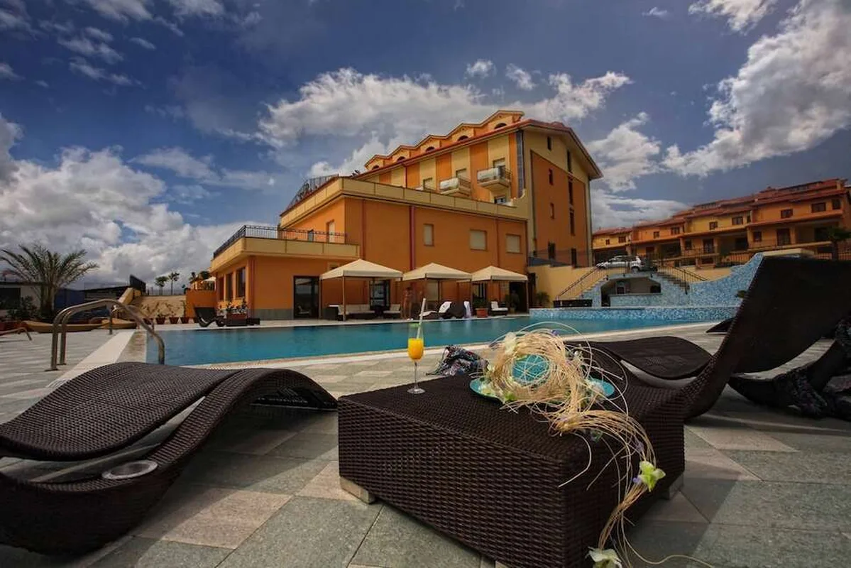 Grand Hotel Paradiso — hoofdfoto