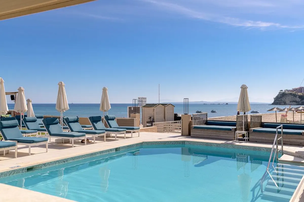 Iakinthos — hoofdfoto