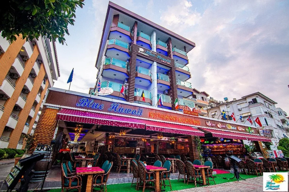 Hotel Kleopatra Blue Hawaii — hoofdfoto